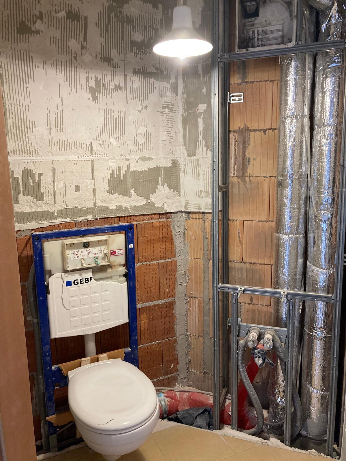 Gäste-WC vor der Sanierung
